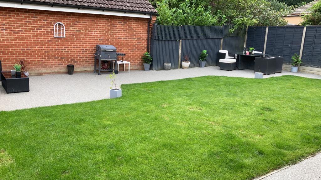 This is a photo of a resin pathway installed in Hastings. Work carried out by Hastings Driveway Contractors